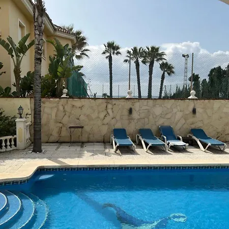 Beautiful 2 Steps From The * Marbella